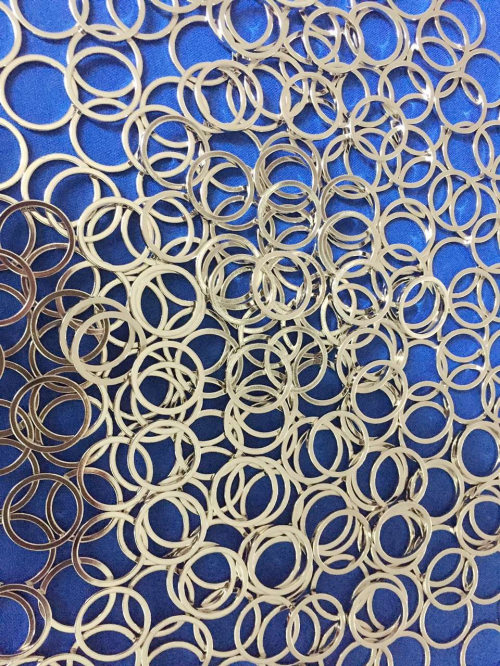 打孔磁鐵 (1)